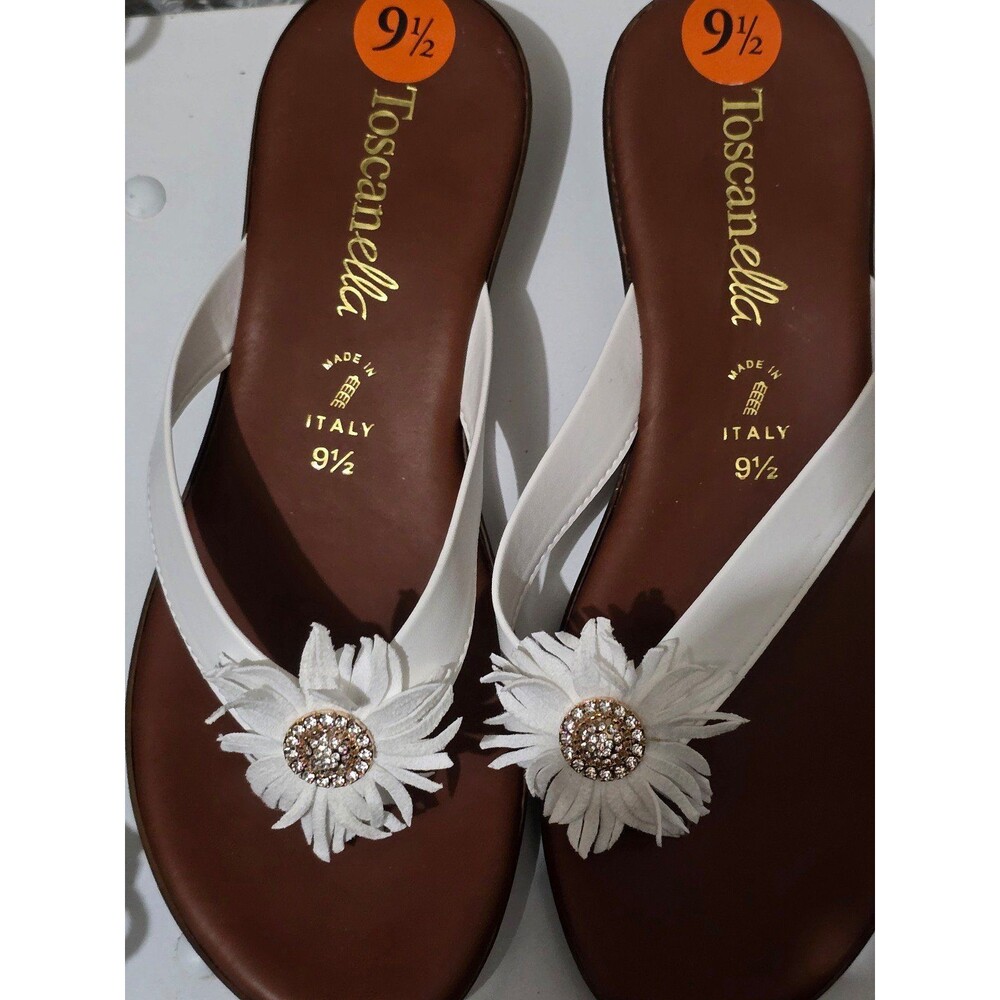 NWOT Toscancella Italy Woman White Floral Rhinestone Thong Sandals Size 9 1/2